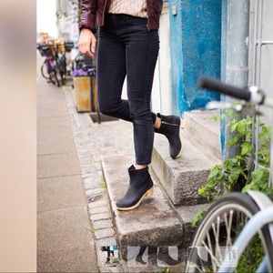 New York Low Heel Clog Booties